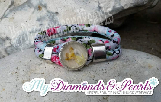 Armband aus Stoff