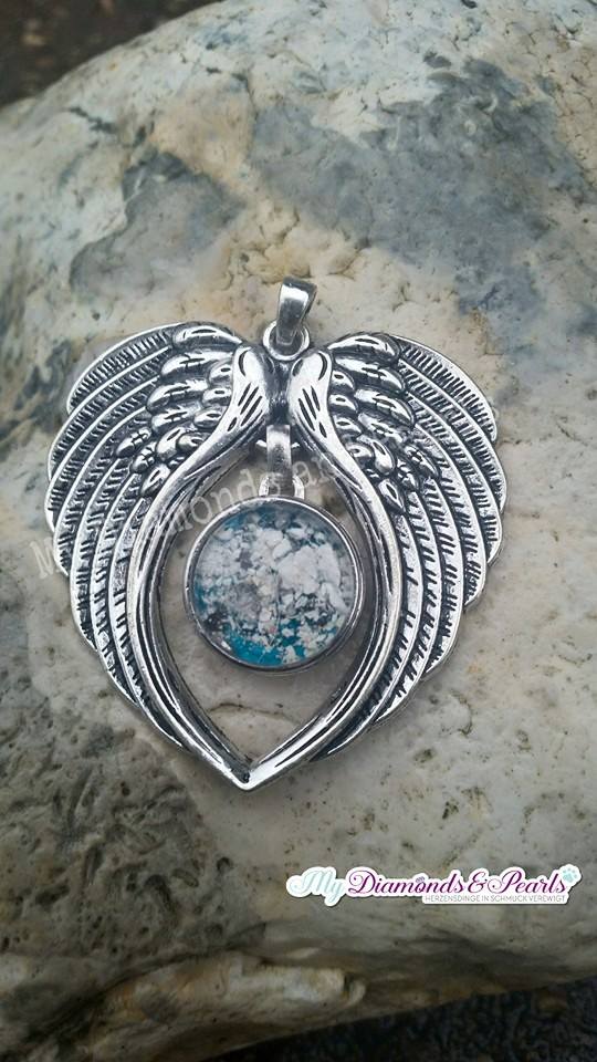 Doppelflügel-Anhänger