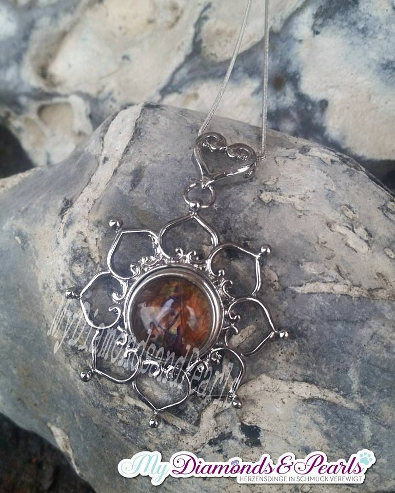 Herzblumen-Anhänger