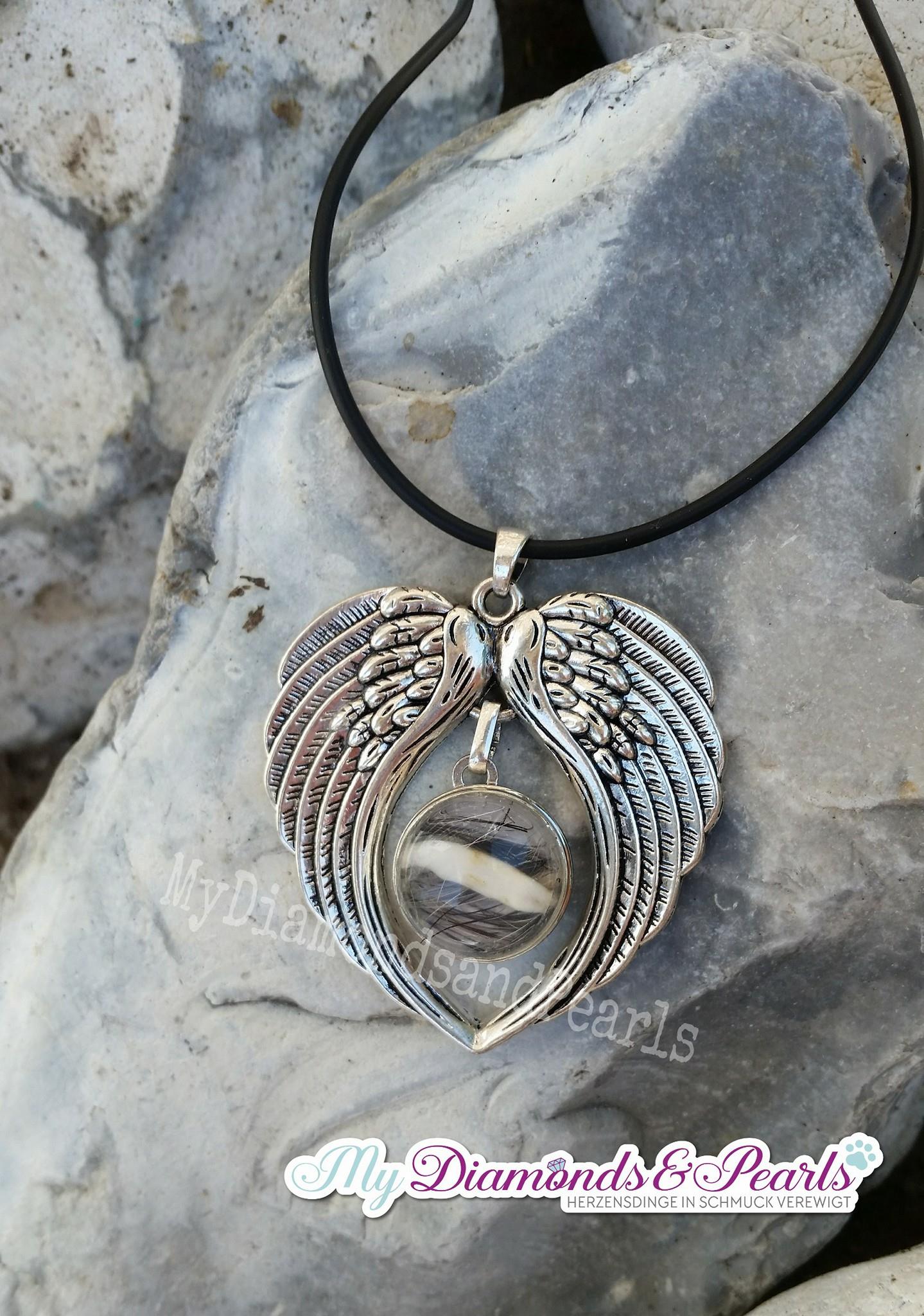 Doppelflügel-Anhänger