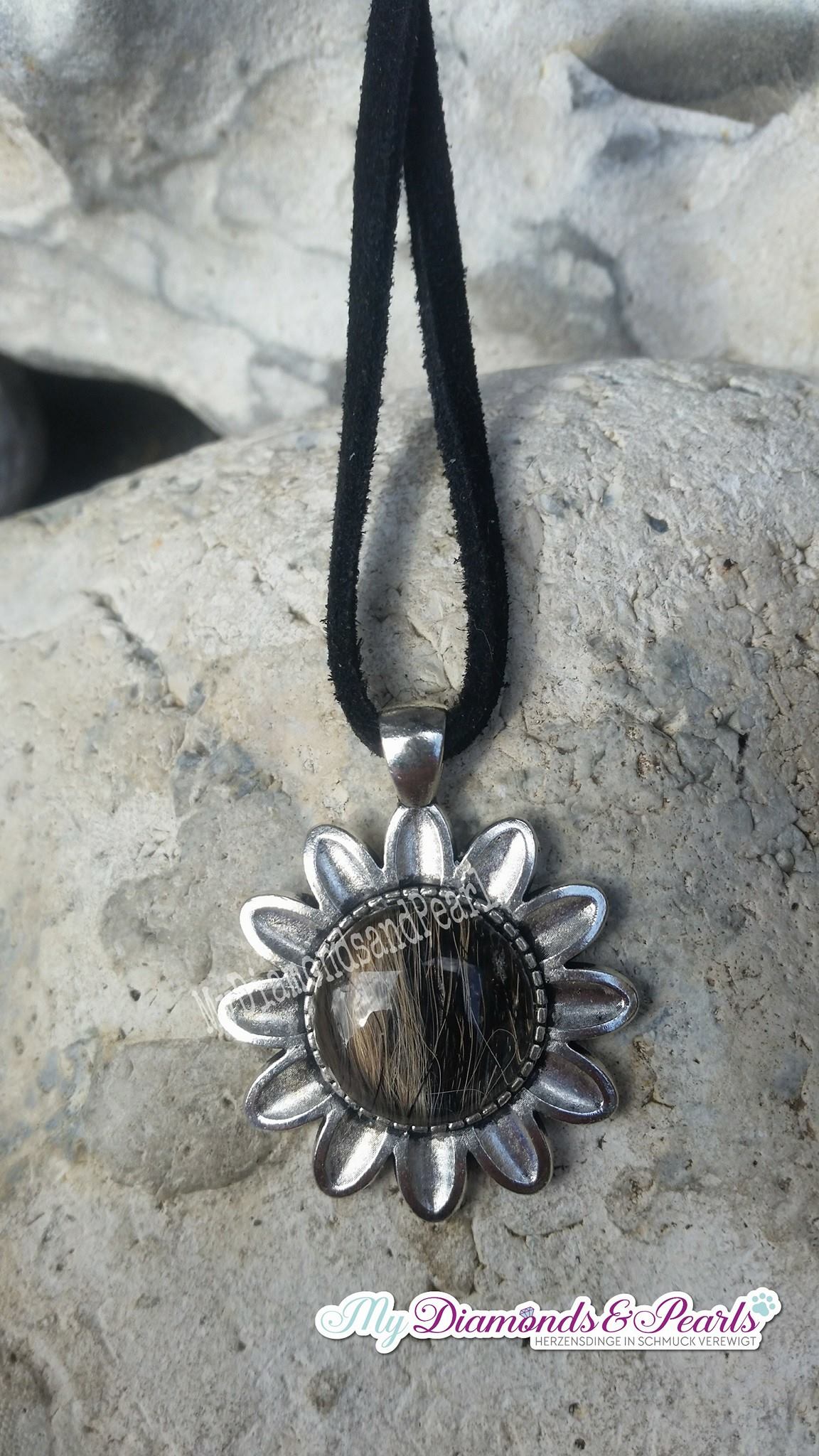 Sonnenblumen-Anhänger