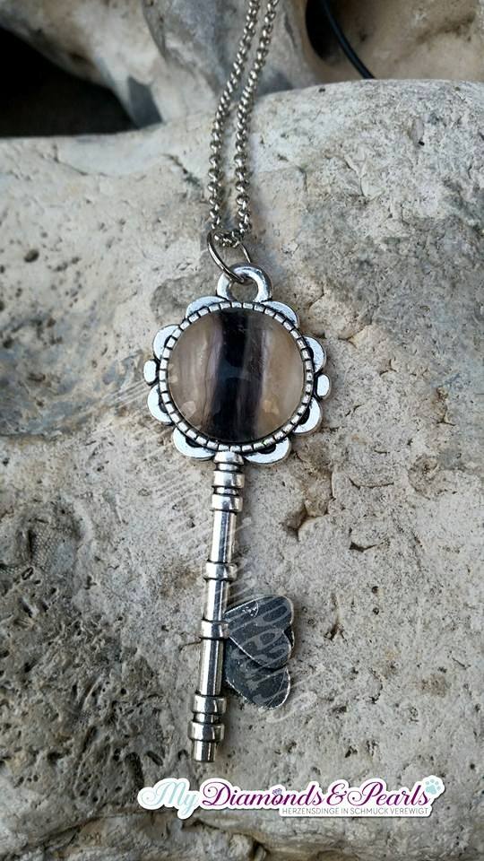 Schlüssel zum Herzen-Anhänger